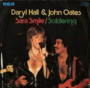 Album art for Hall & Oates' single, "Sara Smile."